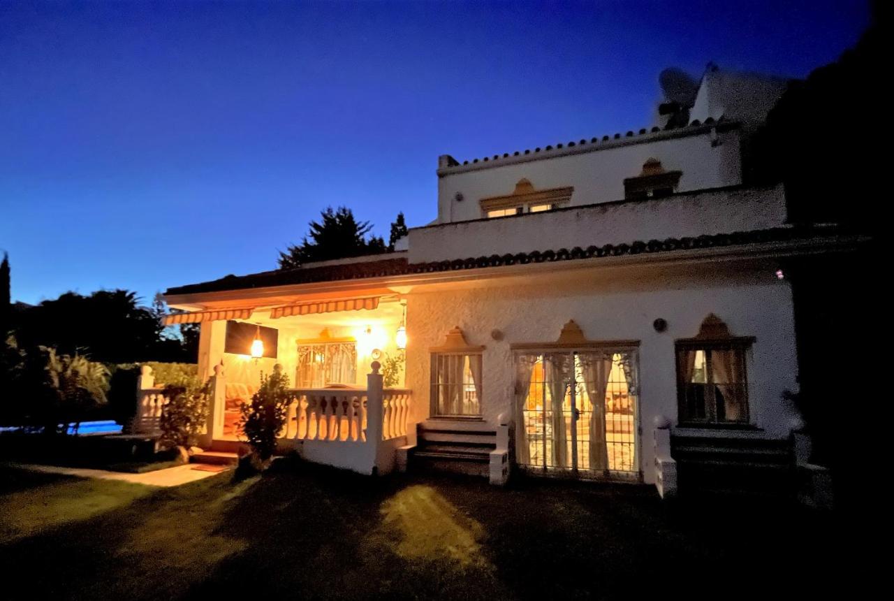 Holiday Villa In 10 Min From Fuengirola Beach With Sea Views Pool Bbq Parking Wifi Aircon Big Garden ミハス エクステリア 写真
