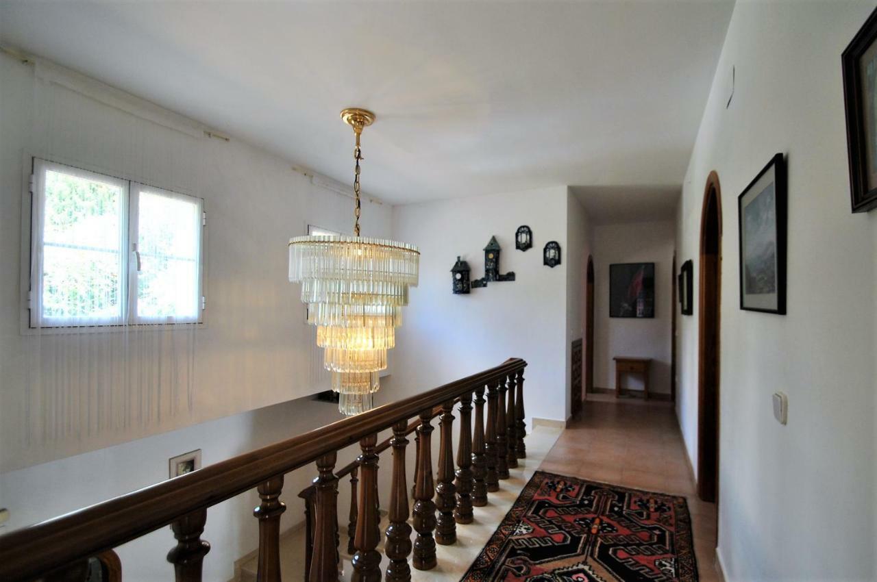 Holiday Villa In 10 Min From Fuengirola Beach With Sea Views Pool Bbq Parking Wifi Aircon Big Garden ミハス エクステリア 写真