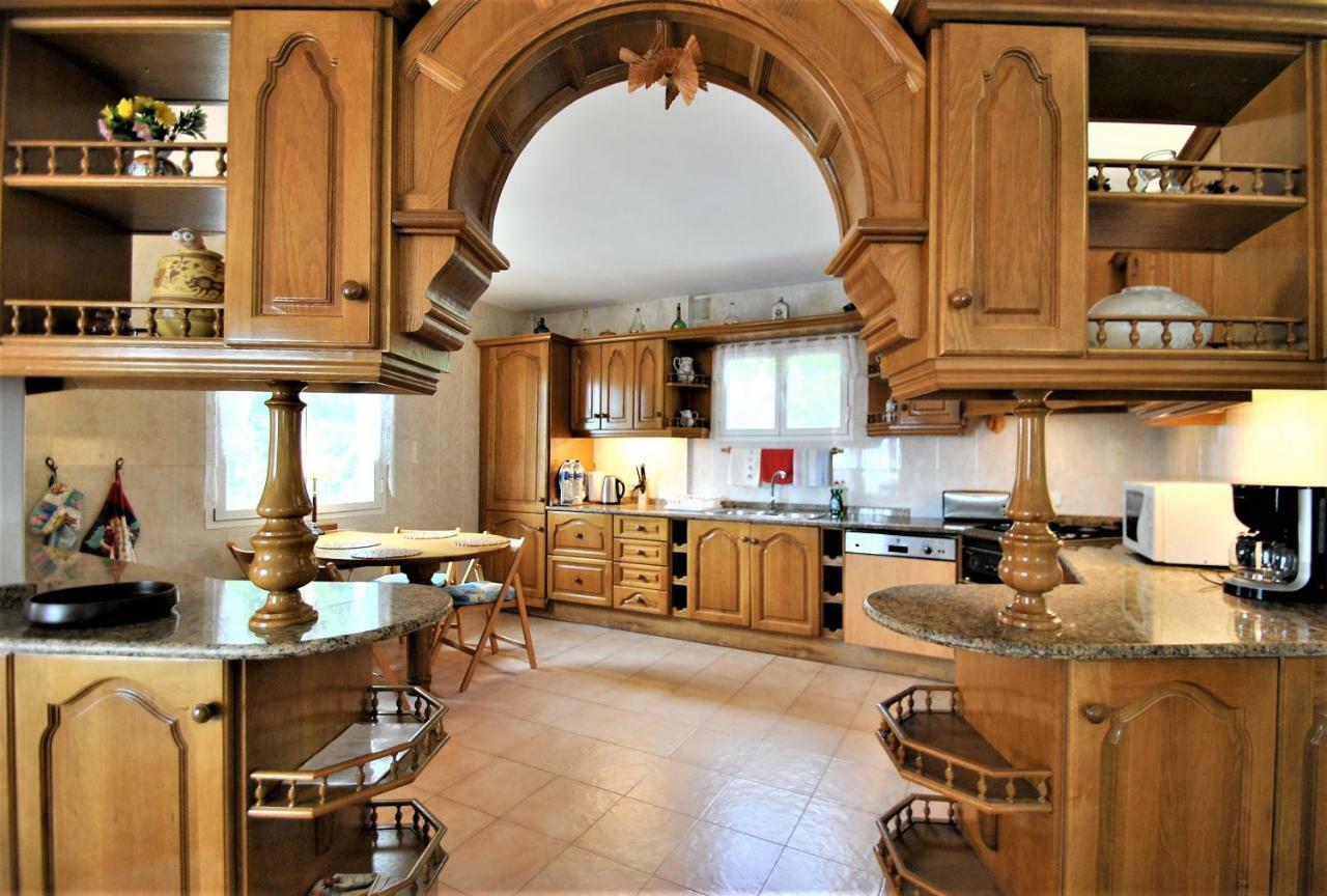 Holiday Villa In 10 Min From Fuengirola Beach With Sea Views Pool Bbq Parking Wifi Aircon Big Garden ミハス エクステリア 写真