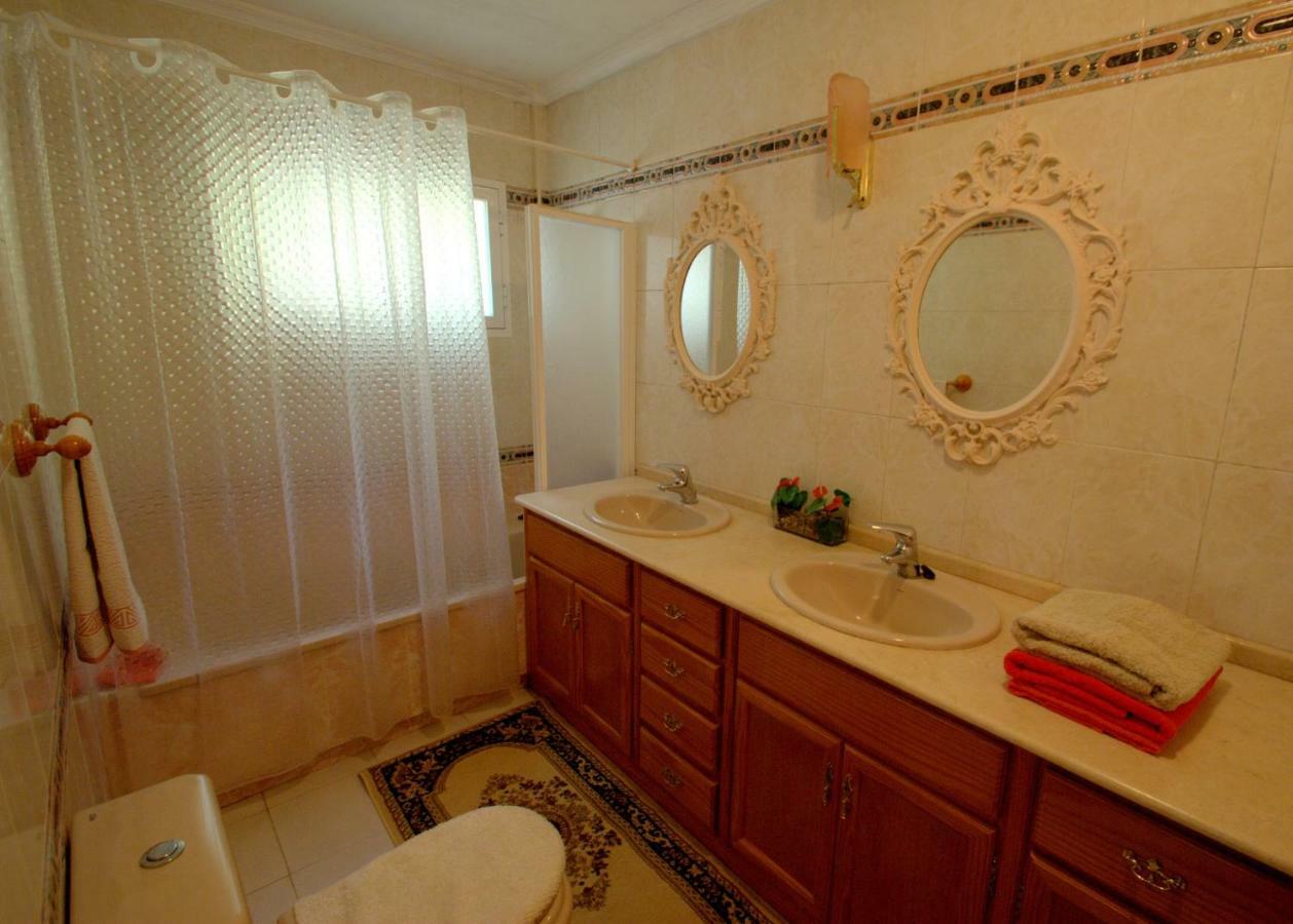 Holiday Villa In 10 Min From Fuengirola Beach With Sea Views Pool Bbq Parking Wifi Aircon Big Garden ミハス エクステリア 写真