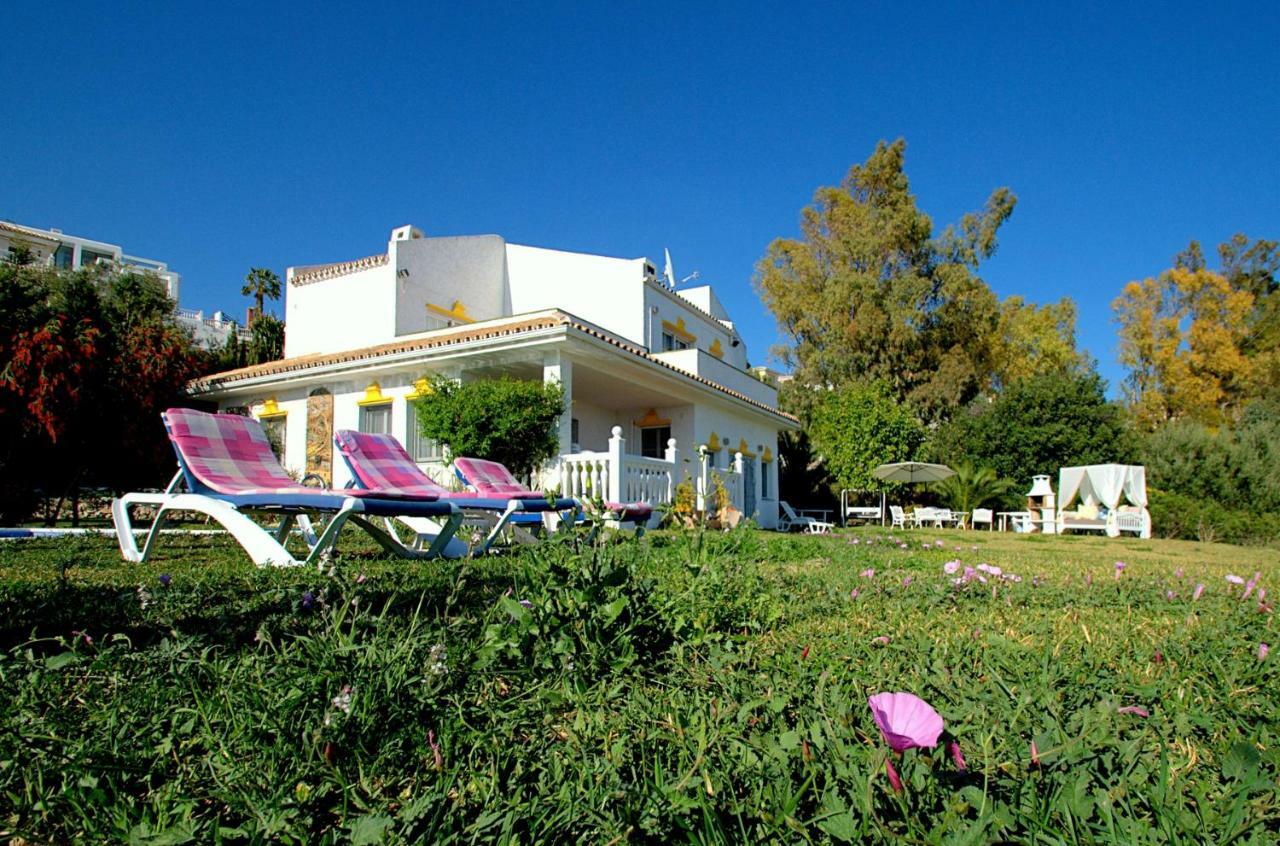 Holiday Villa In 10 Min From Fuengirola Beach With Sea Views Pool Bbq Parking Wifi Aircon Big Garden ミハス エクステリア 写真